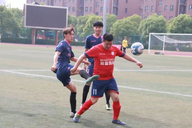 比尔25分太阳力克76人止4连败 活塞险胜开拓者